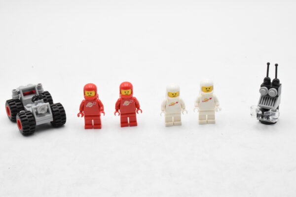 10497 LEGO Icons - Galaxy Explorer