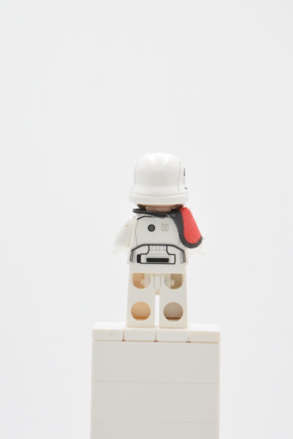 sw0664 LEGO Star Wars - First Order Stormtrooper Officer