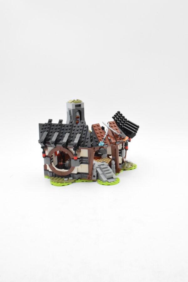 70627 LEGO Ninjago - La Forge du Dragon