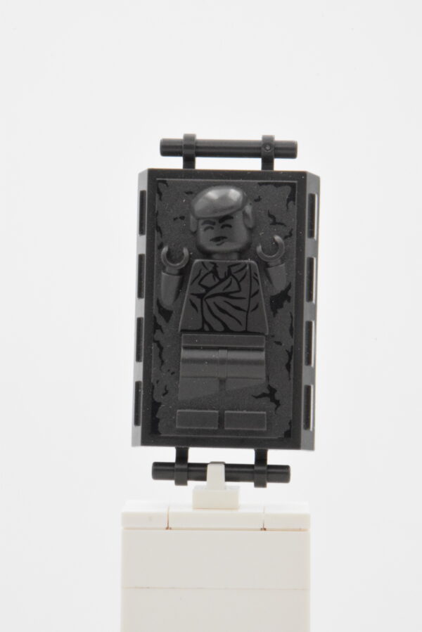 87561pb01 LEGO Star Wars - Han Solo in Carbonite