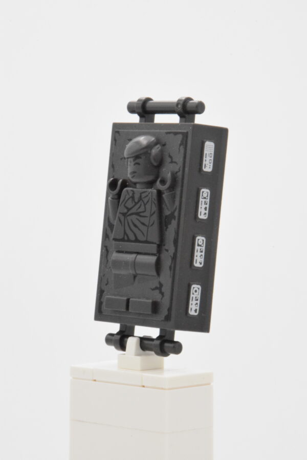 87561pb01 LEGO Star Wars - Han Solo in Carbonite