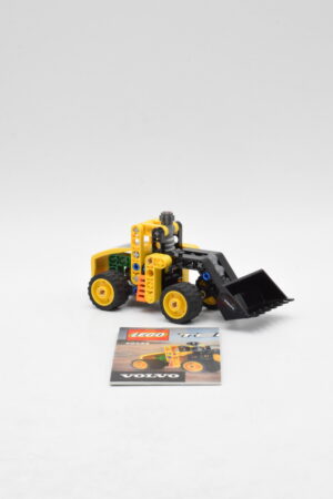 30433 LEGO Technic - Tractopelle Volvo