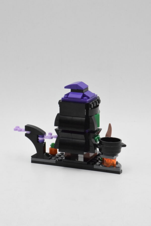40272 LEGO Brickheadz - La sorcière d'Halloween