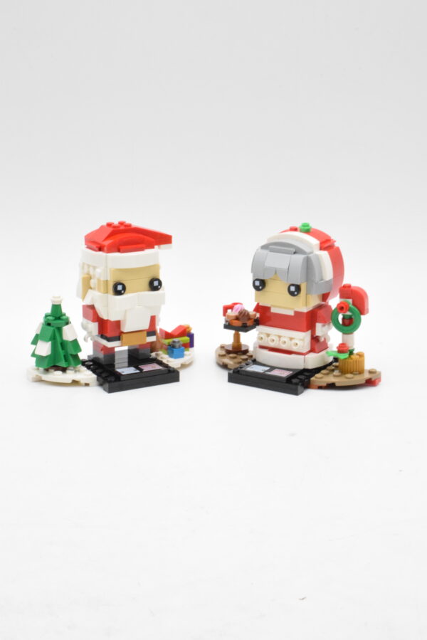 40274 LEGO Brickheadz - Le père et la mère Noël