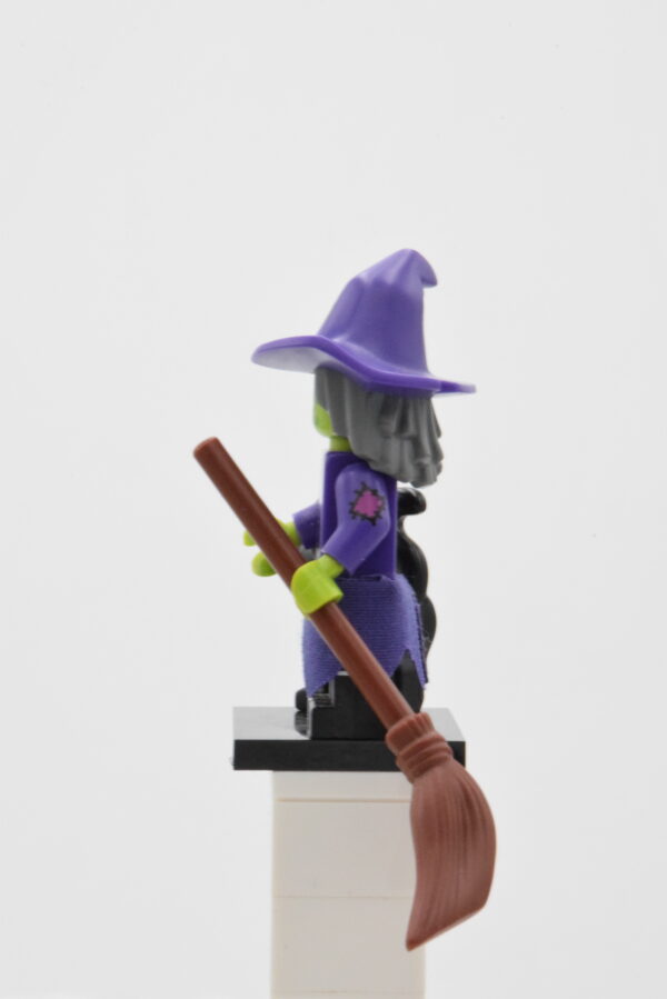 col214 LEGO Collectible Minifigures – Wacky Witch