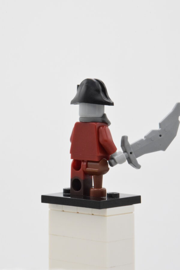 col212 LEGO Collectible Minifigures – Zombie Pirate