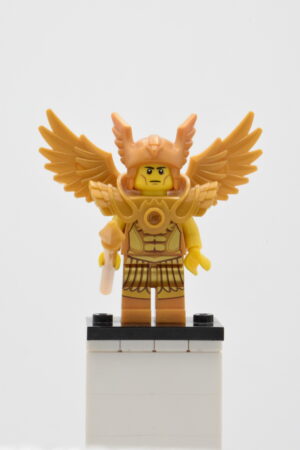 col233 LEGO Collectible Minifigures – Flying Warrior