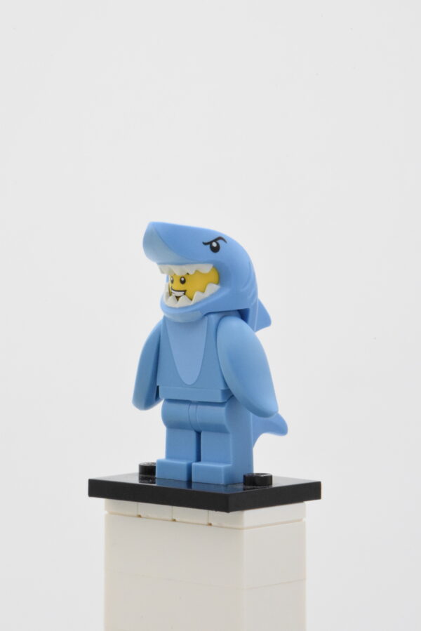 col240 LEGO Collectible Minifigures – Shark Suit Guy