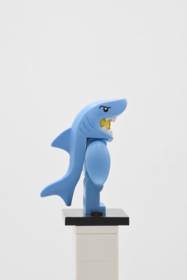 col240 LEGO Collectible Minifigures – Shark Suit Guy