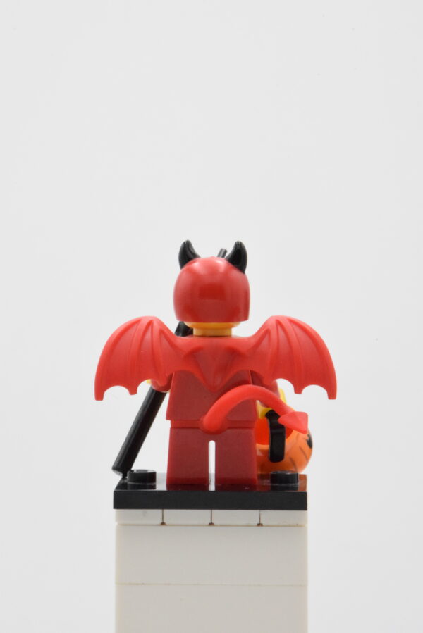 col247 LEGO Collectible Minifigures – Cute Little Devil