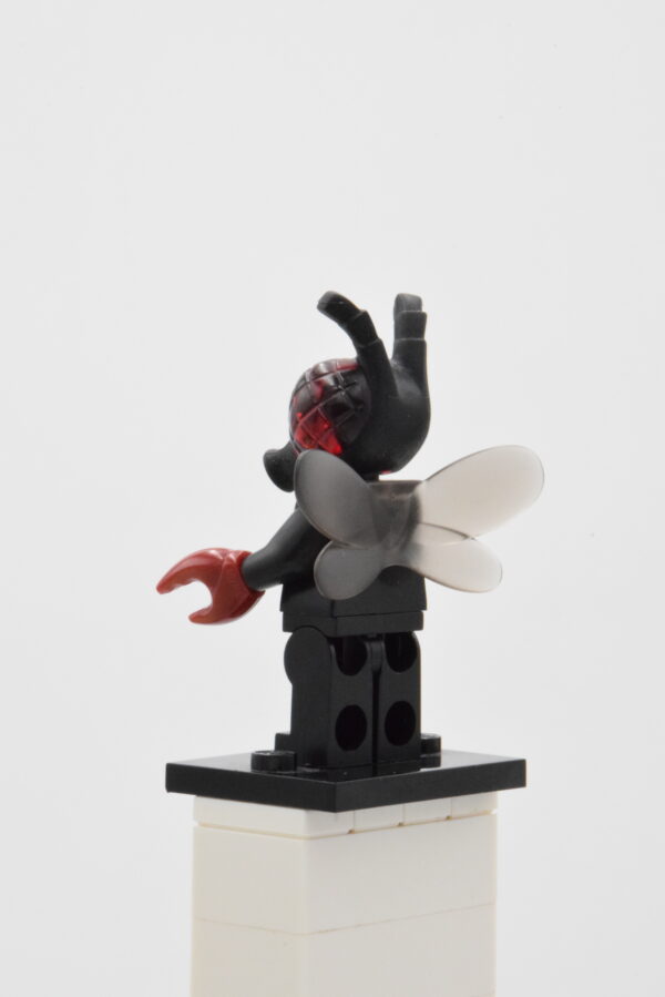 col216 LEGO Collectible Minifigures – Fly Monster