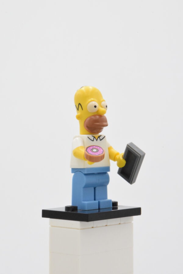 sim007 LEGO Collectible Minifigures – Homer Simpson – Image 8