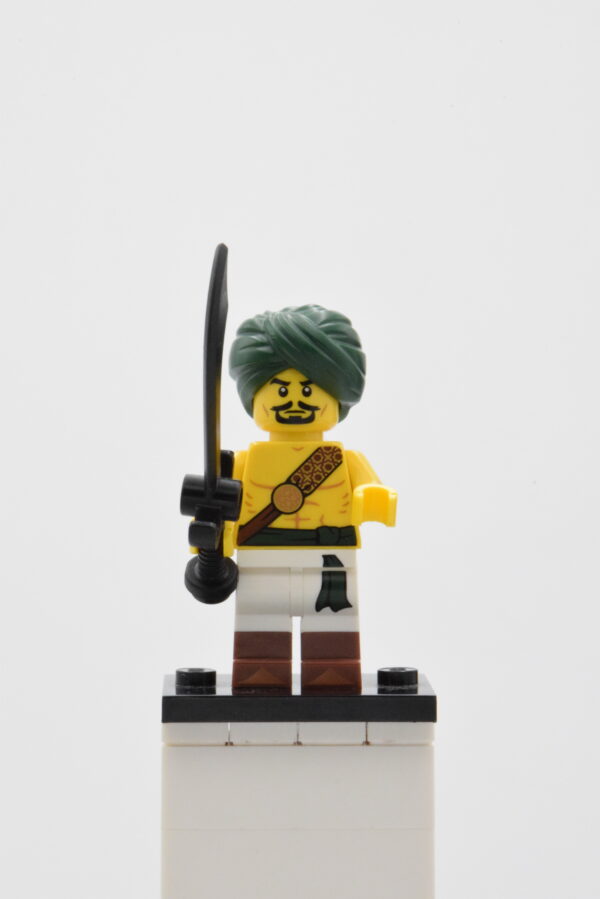 col245 LEGO Collectible Minifigures – Desert Warrior