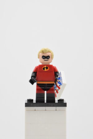 dis013 LEGO Collectible Minifigures – Mr. Incredible