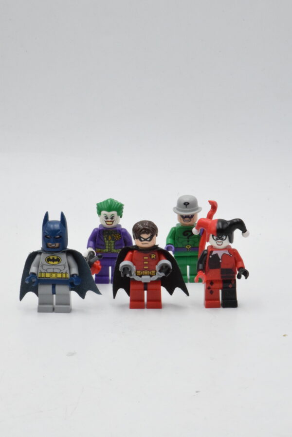 6857 LEGO Super Heroes - L'échappée de la fête foraine