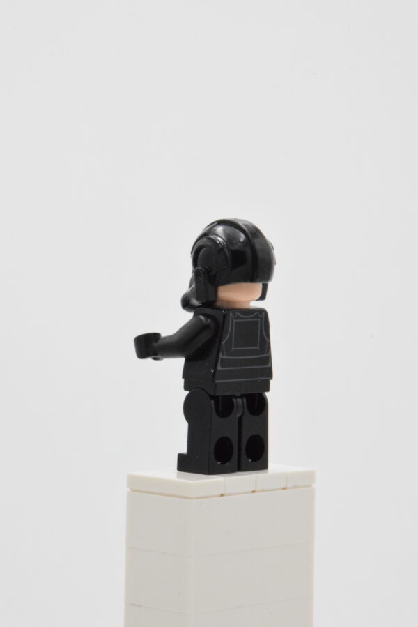 sw0621 LEGO Star Wars - Imperial TIE Fighter Pilot – Image 4