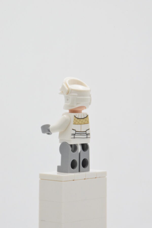 sw0734 LEGO Star Wars - Hoth Rebel Trooper – Image 4