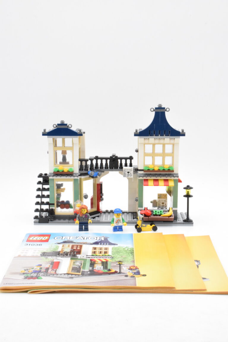 31036 LEGO Creator - Le magasin de jouets et l'épicerie