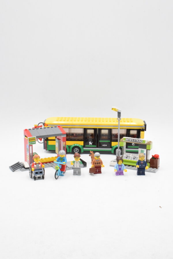60154  LEGO City - La gare routière – Image 2