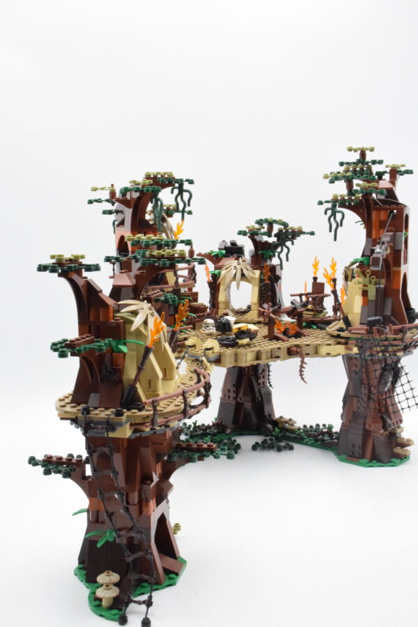 10236 LEGO Star Wars - Le village Ewok – Image 6