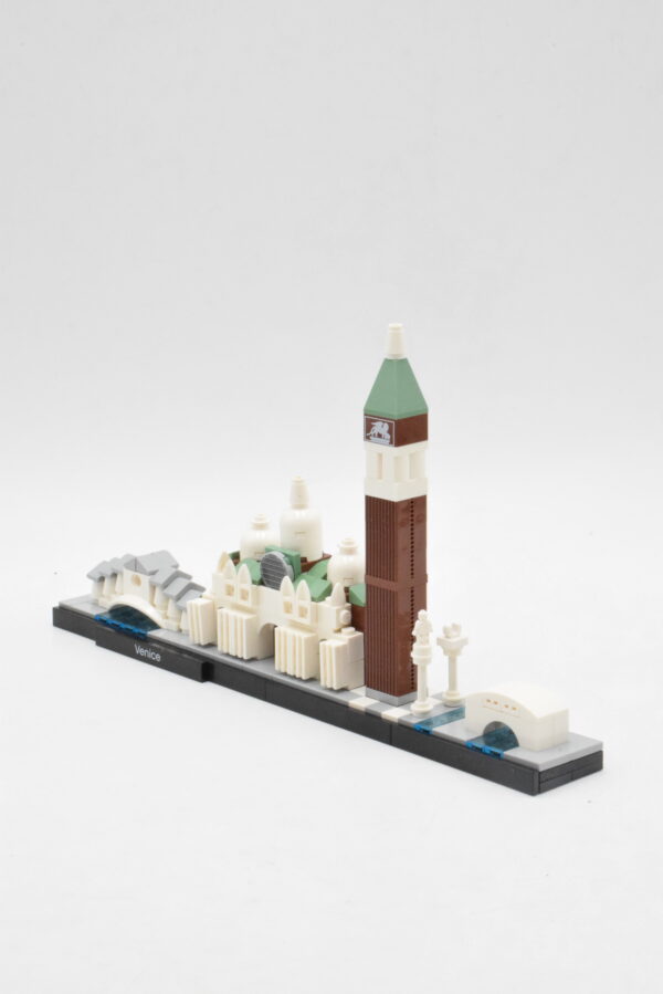 21026 LEGO Architecture - Venice – Image 2