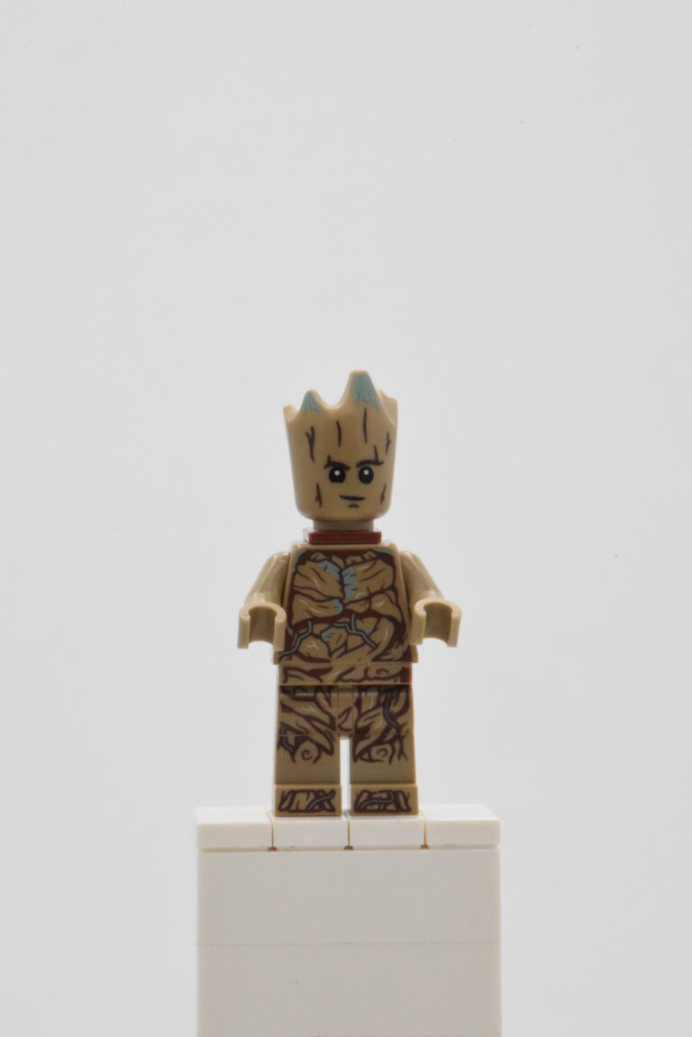sh0836 LEGO Super Heros - Teen Groot