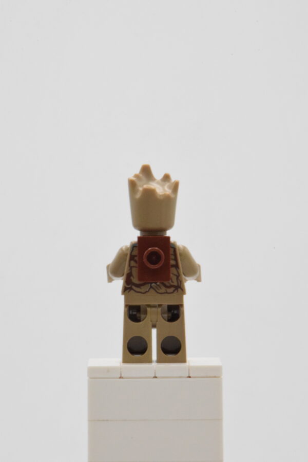 sh0836 LEGO Super Heros - Teen Groot – Image 3