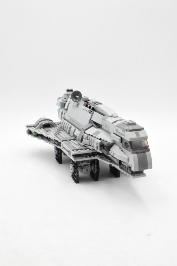 75106 LEGO Star Wars - Imperial Assault Carrier – Image 4