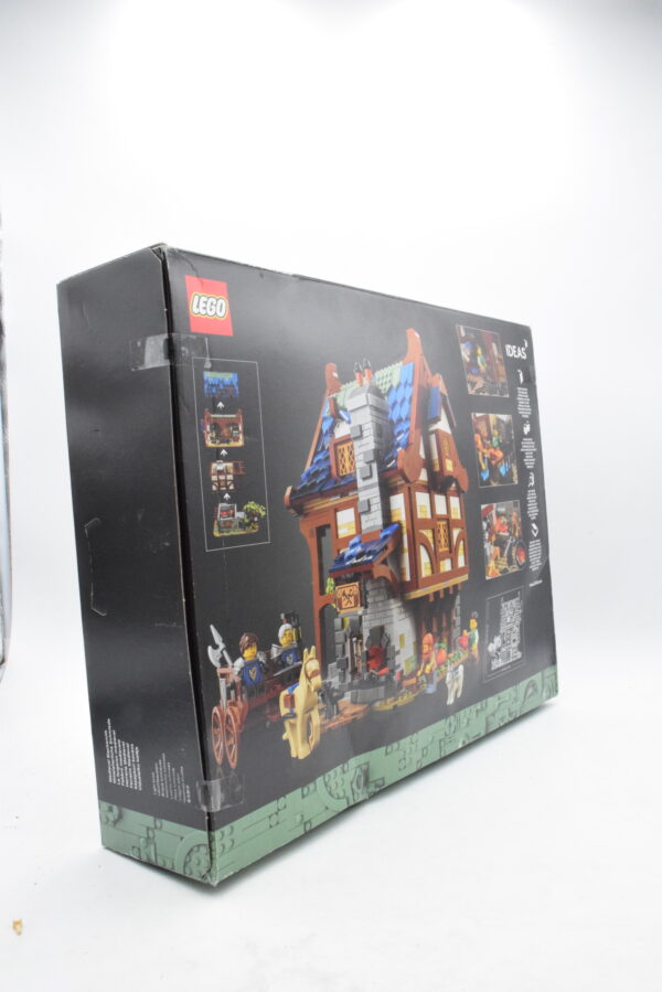 21325 LEGO Ideas - Le forgeron médiéval – Image 2