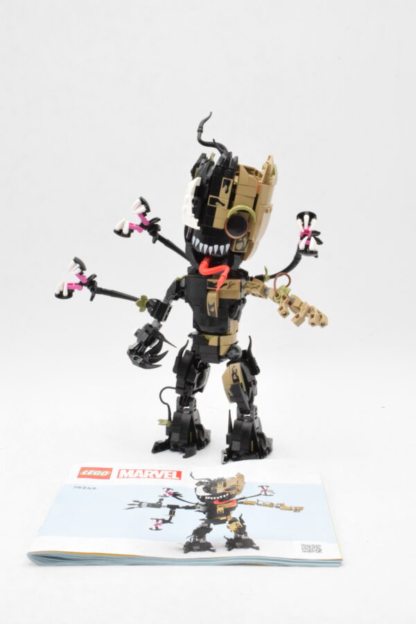 76249 LEGO Super Heroes - Groot Venomisé