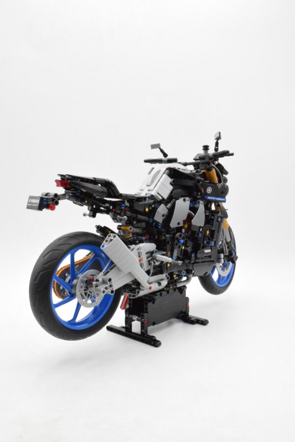 42159 LEGO Technic - Yamaha MT-10 SP – Image 2