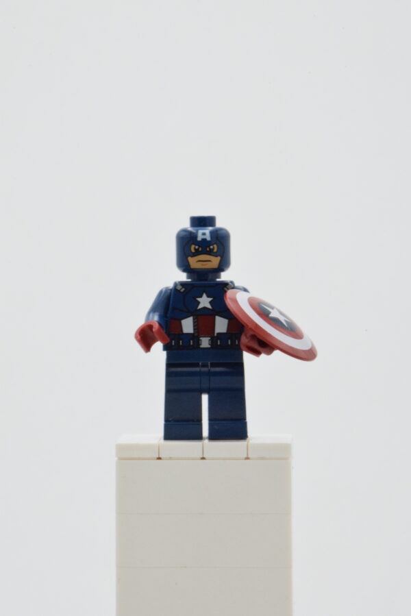 sh0014 LEGO Super Heroes - Captain America