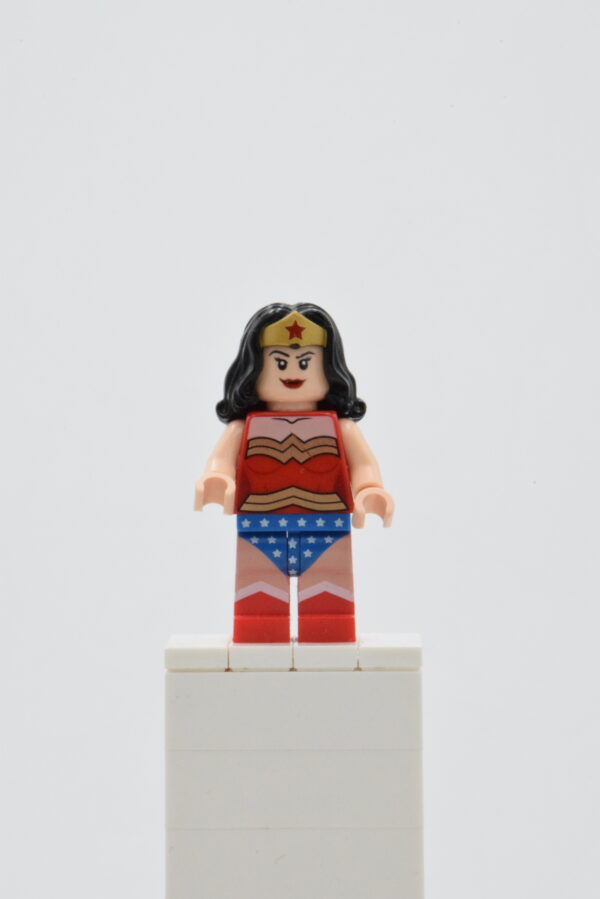 sh0004 LEGO Super Heroes - Wonder Woman