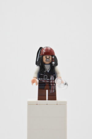 poc035 LEGO Pirates des Caraïbes – Captain Jack Sparrow