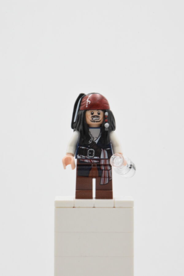 poc035 LEGO Pirates des Caraïbes – Captain Jack Sparrow
