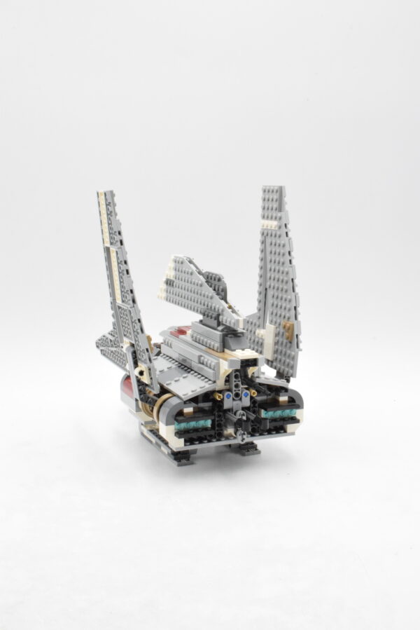 8096 LEGO Star Wars - Emperor Palpatine's Shuttle – Image 6