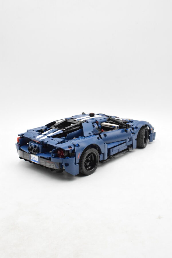 42154 LEGO Technic - Ford GT 2022 – Image 3