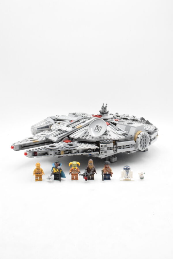 75257 LEGO Star Wars - Millennium Falcon – Image 2
