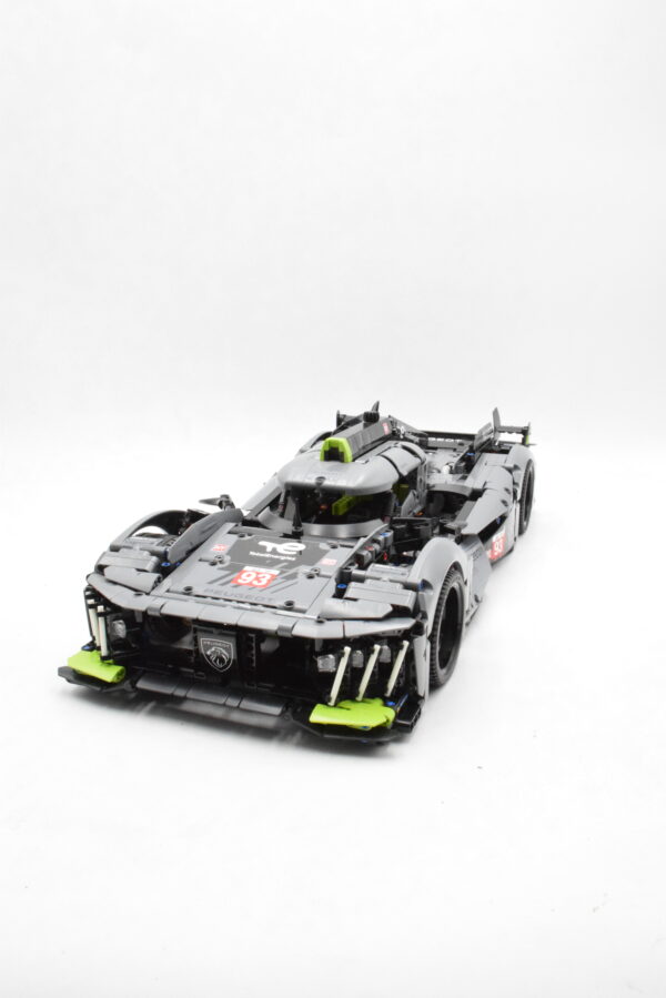 42156 LEGO Technic - PEUGEOT 9X8 24H Le Mans Hybrid Hypercar – Image 3