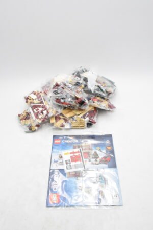 10263 LEGO Creator - La caserne des pompiers du village d'hiver