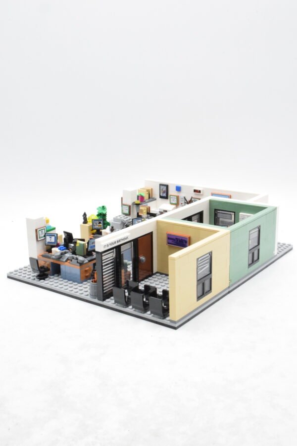 LEGO Ideas 21336 - The Office