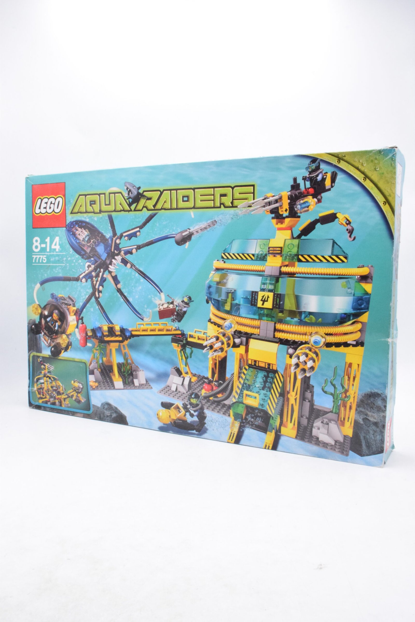 7775 LEGO Aqua Raiders - L’invasion de l’Aquabase