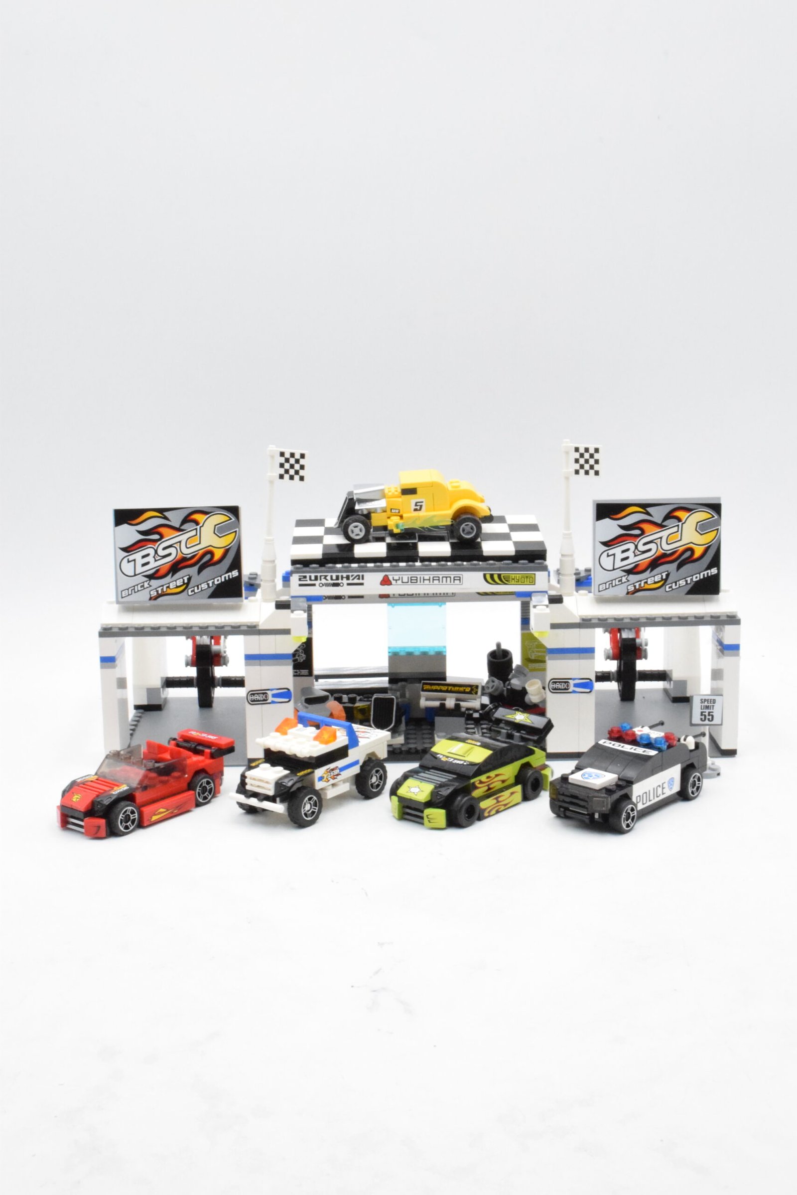 8681 LEGO Racers - Le garage tuning – Image 3