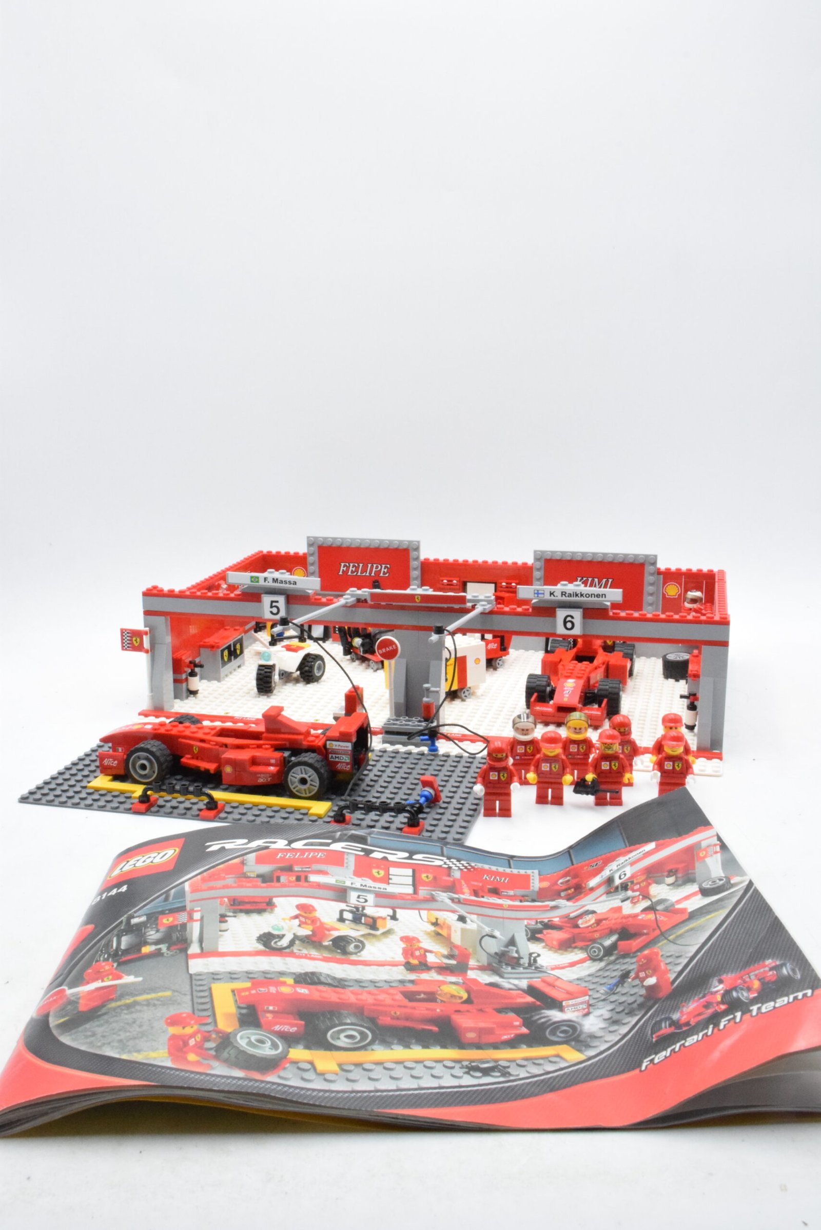8144 LEGO Racers - Ferrari F1 Team (Raikkonen Edition) – Image 2
