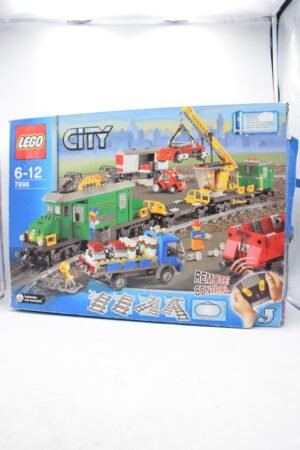 7898 LEGO City - Le train de marchandises de luxe