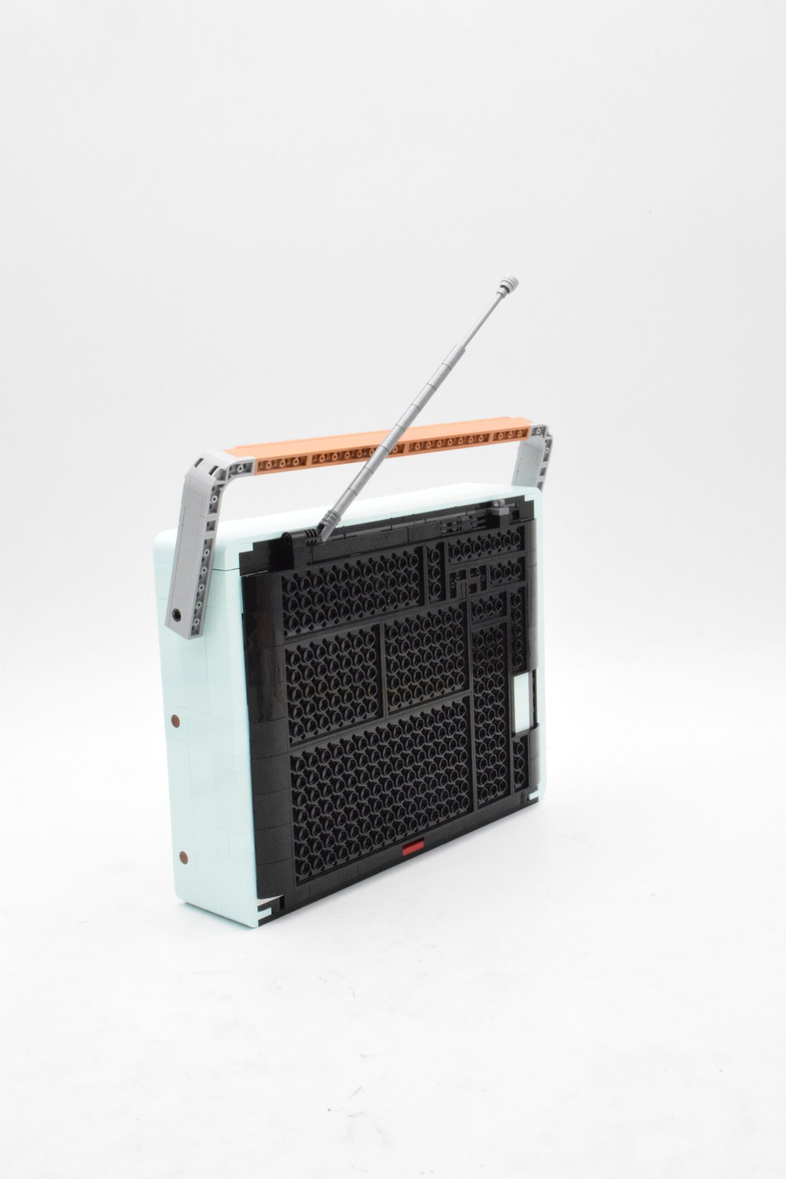 10334 LEGO Icons - La radio rétro – Image 4