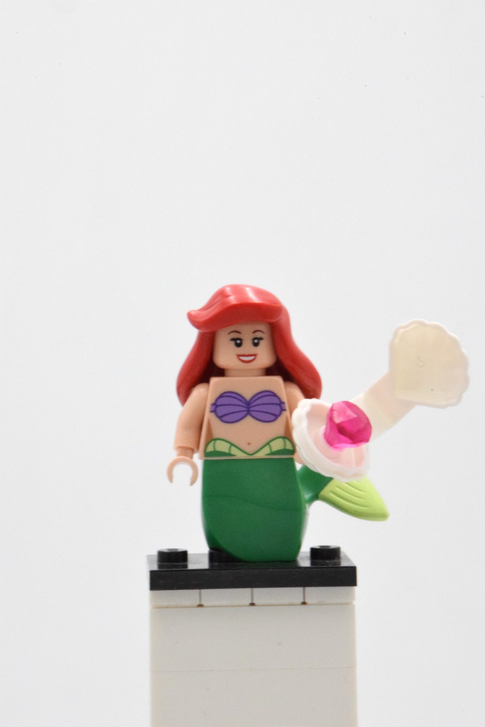 dis018 LEGO Collectible Minifigures – Ariel