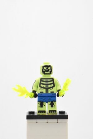 coltlbm42 LEGO Collectible Minifigures – Doctor Phosphorus
