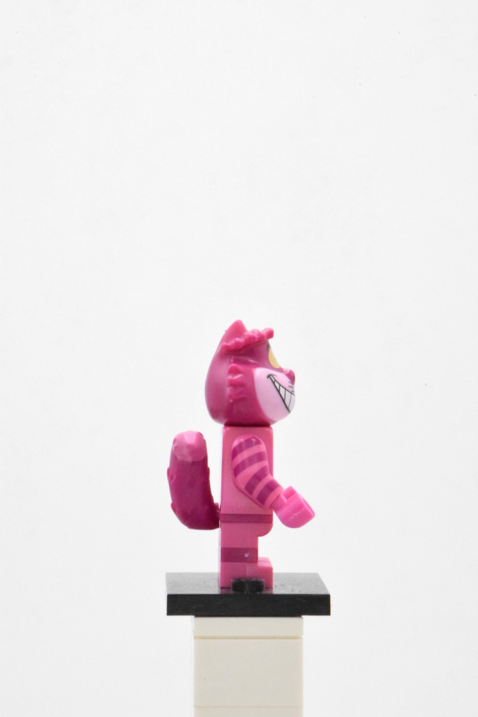 dis008 LEGO Collectible Minifigures – Cheshire Cat – Image 4