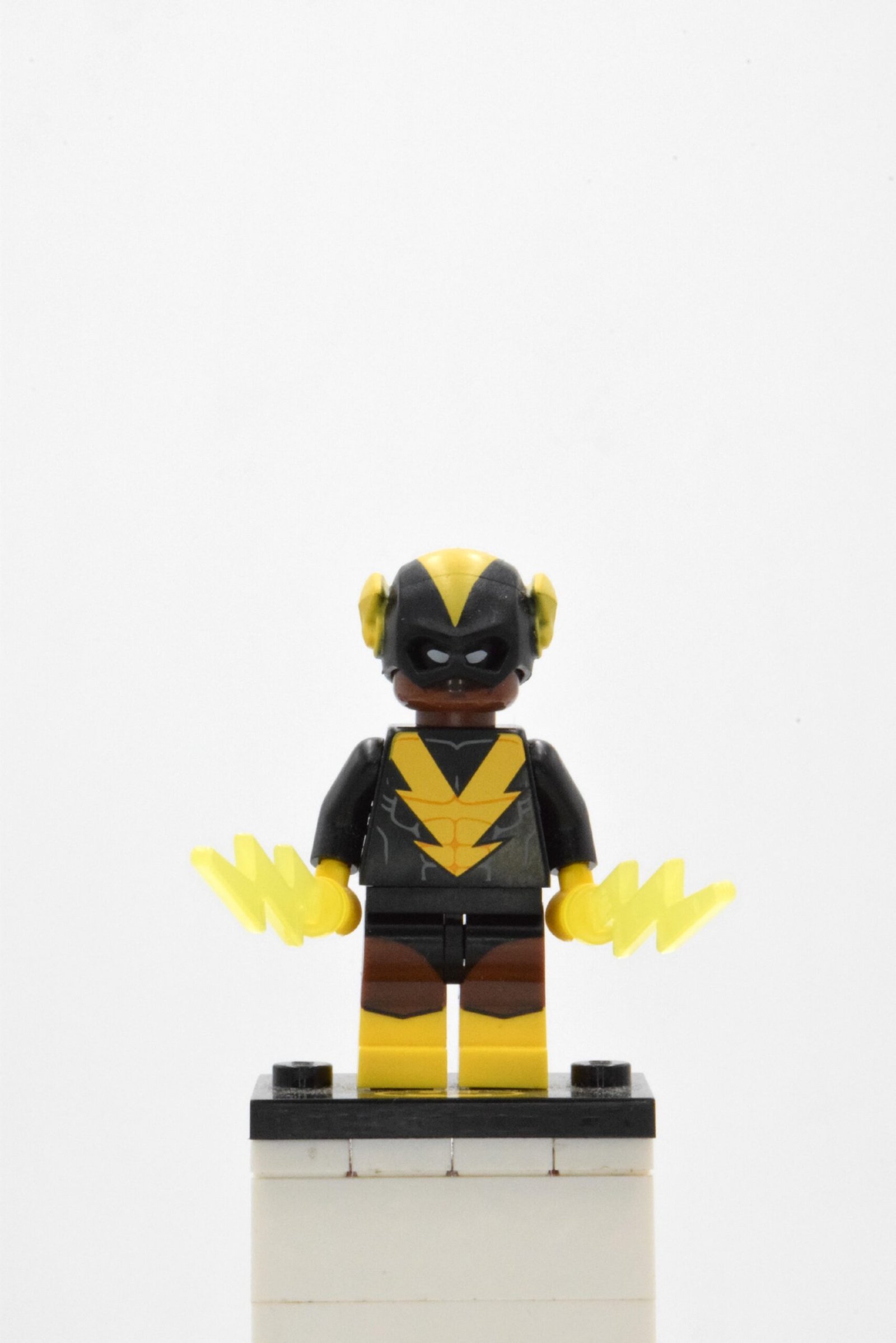 coltlbm44 Collectible Minifigures – Black Vulcan